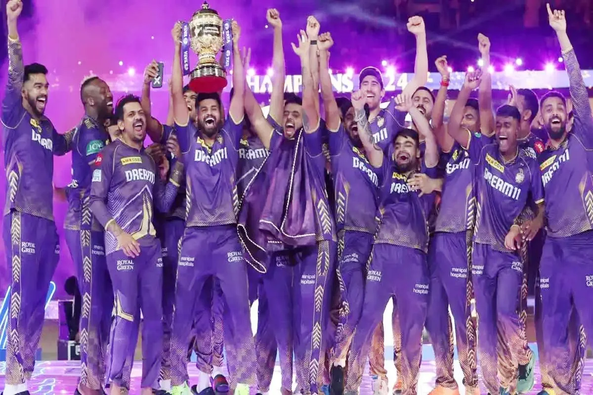 KKR IPL Trophy