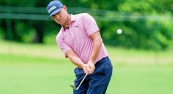 Gary Woodland Wins PGA TOUR Courage Award After Brain Surgery